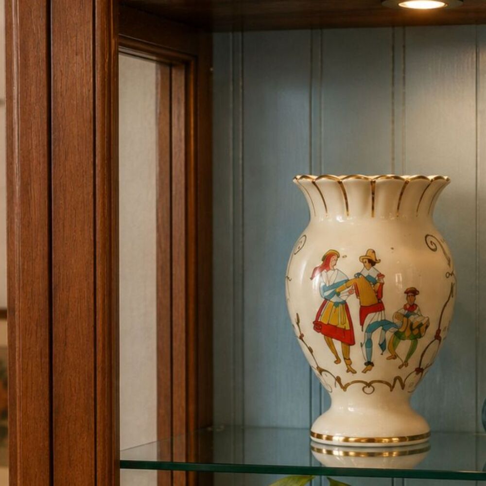 Rare VTG Portugal Folk Art Vase | Accordion Dancers Scalloped Gold Rim